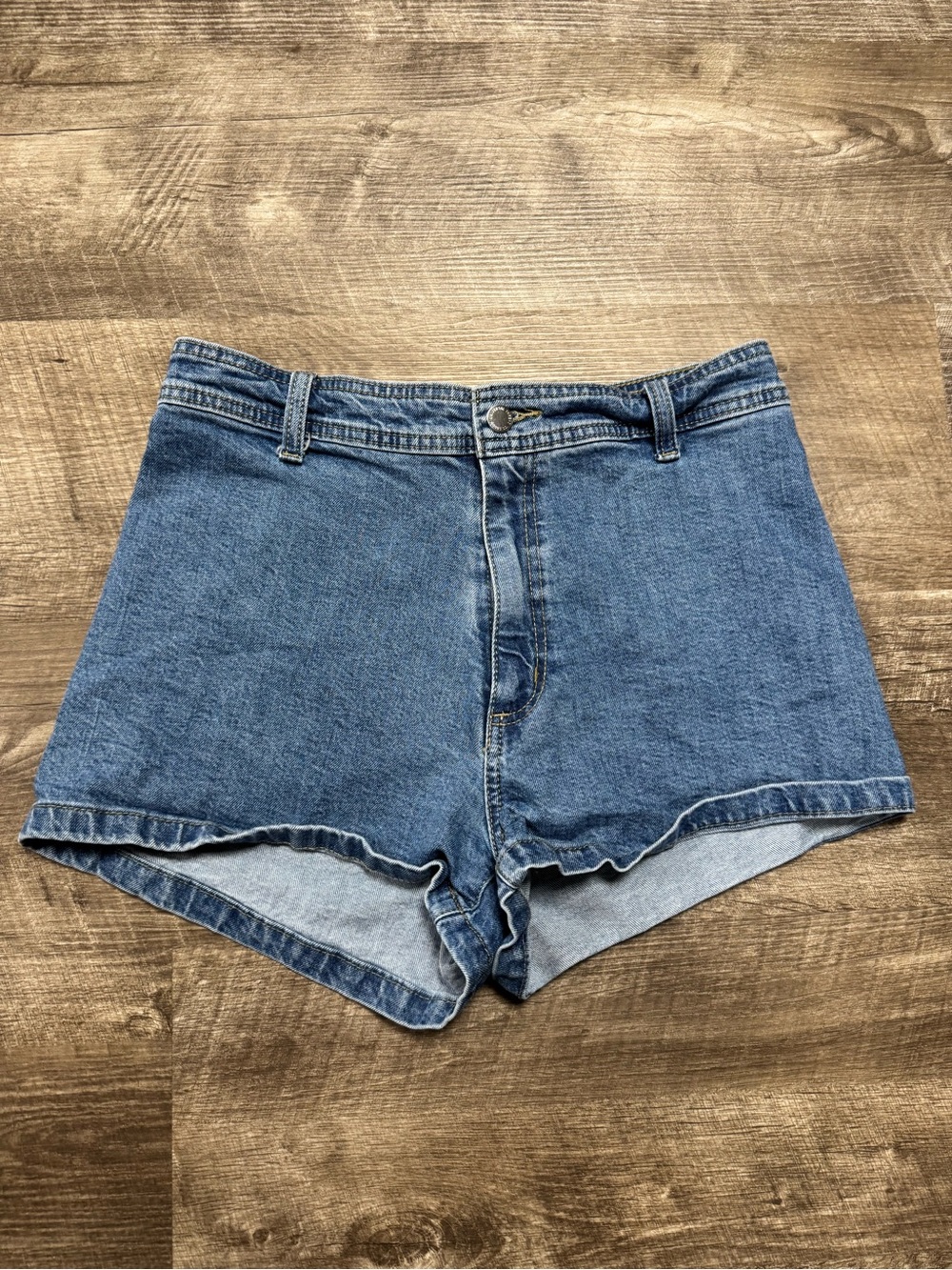 Universal Thread Sailor Shorts Size 8